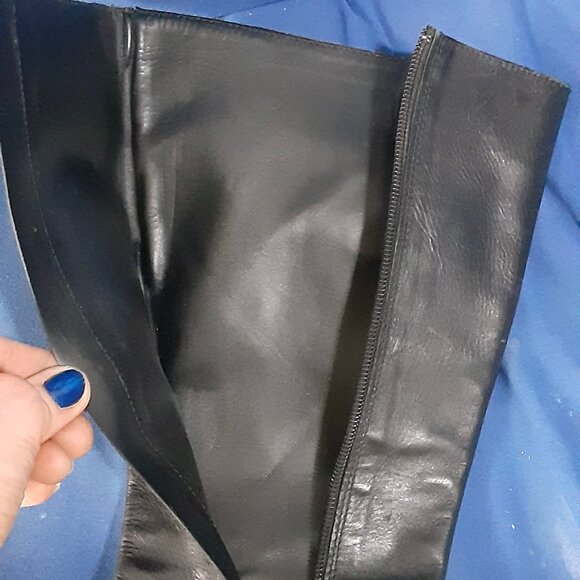 Gianfranco Ferré Black Leather Midcalf Boot - Picture 6 of 11